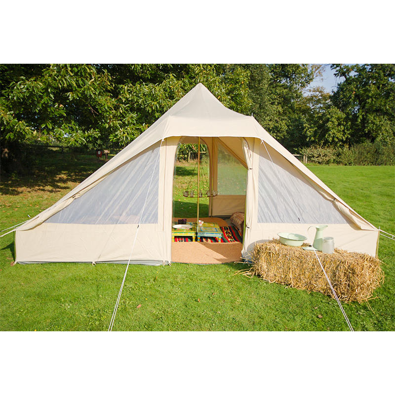 Namiot kempingowy Touareg Deluxe o długości 4,4 metra. Namiot kempingowy