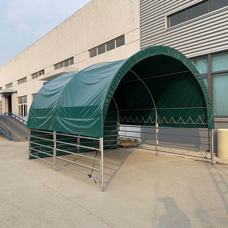 Przenośne schroniska dla zwierząt gospodarskich o wymiarach 4x4mx3,15m dla koni, krów i owiec