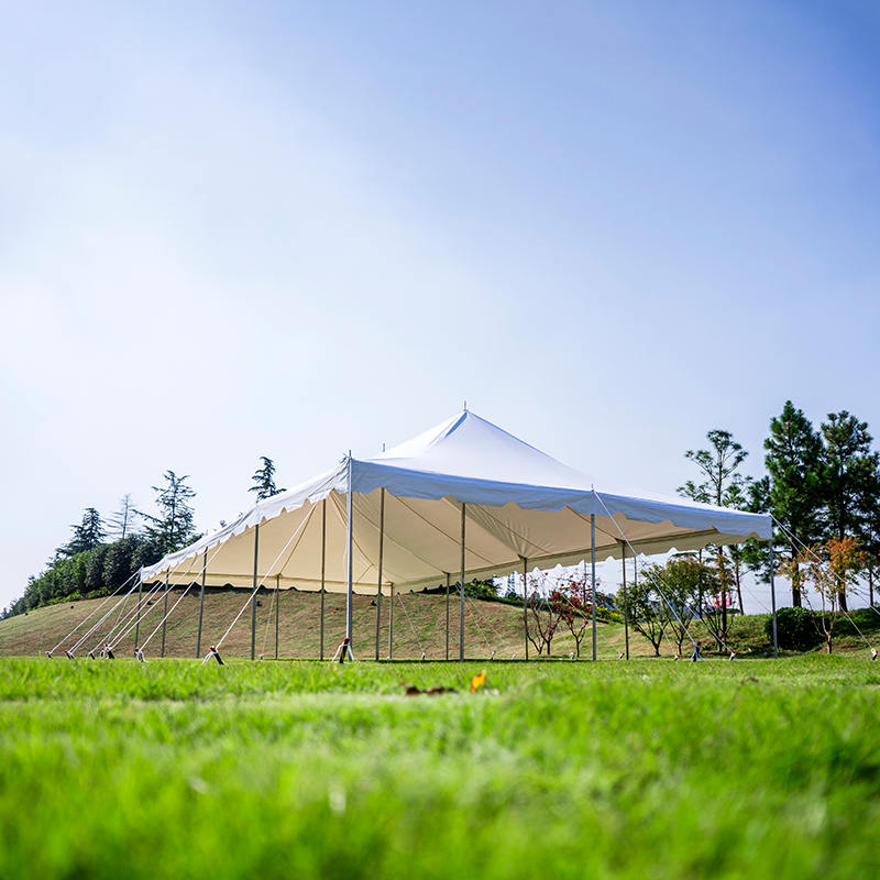 Namiot z baldachimem z PCV o wymiarach 20 