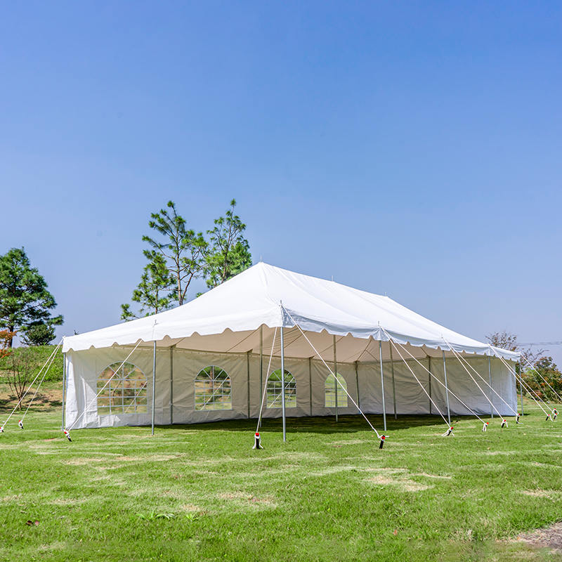 Namiot z baldachimem z PCV o wymiarach 20 