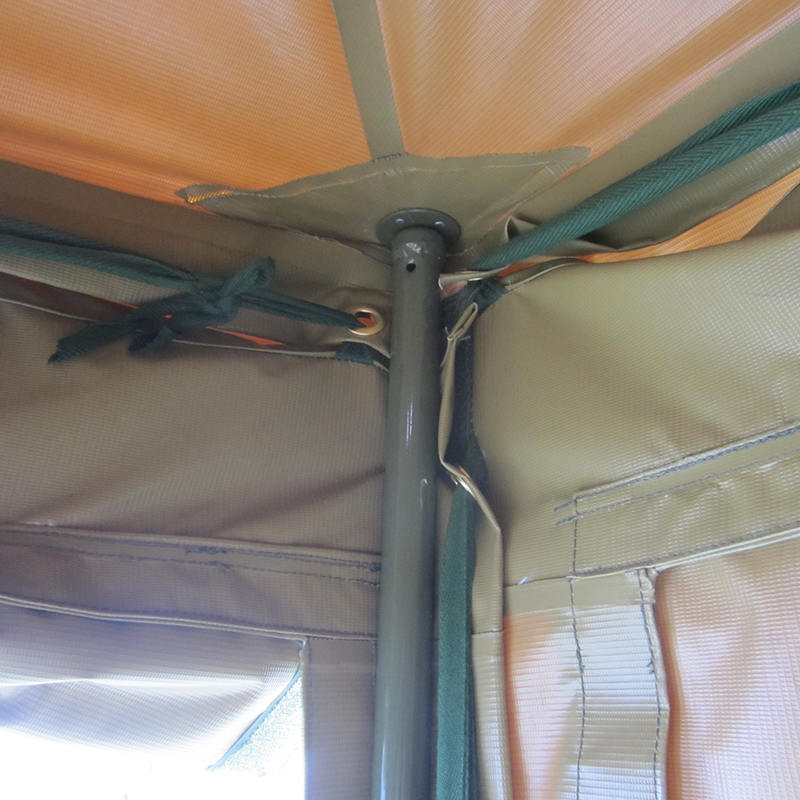 Namiot wojskowy o wymiarach 5 x 5 m, dla 8–12 osób. Namiot ratowniczy